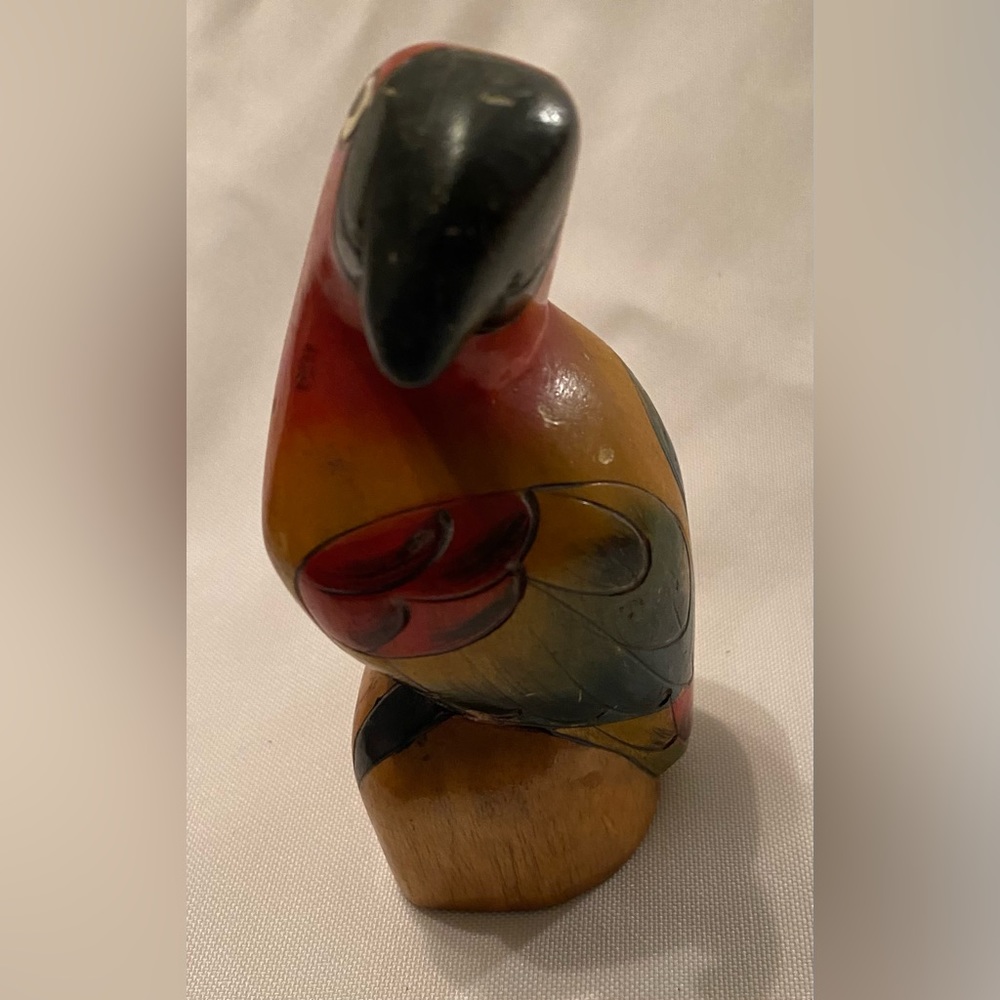 Carved Wood Folk Art Parrot Macaw Statuette Tropical Bird  Folk Art Carving - Picture 3 of 11